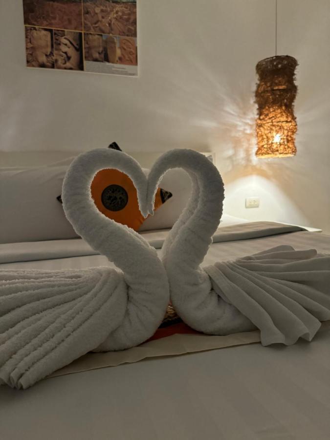 Istanbul Boutique Hotel Patong Esterno foto